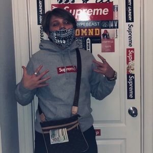 Meet your Posher, Cole